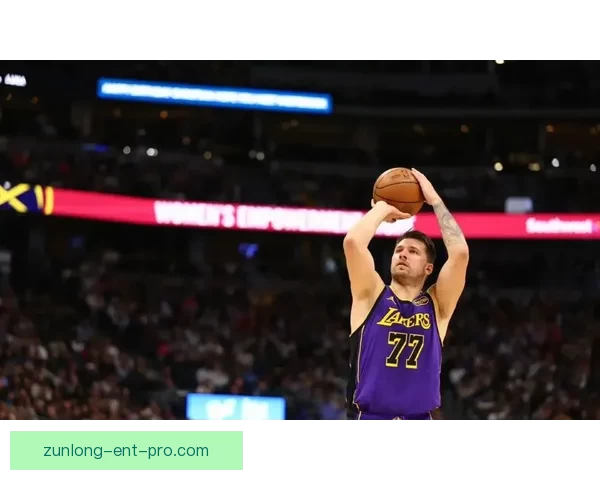 东契奇火力全开单节爆发32次20加追平哈登直逼库里科比历史地位